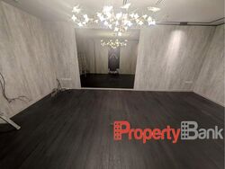 Mohamed Sultan Road (D9), Retail #497089371